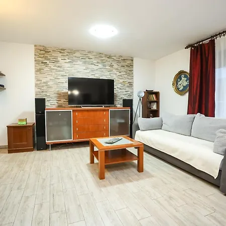 Lägenhet Pool Julia Zadar