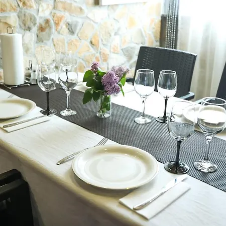 Διαμέρισμα Pool Julia