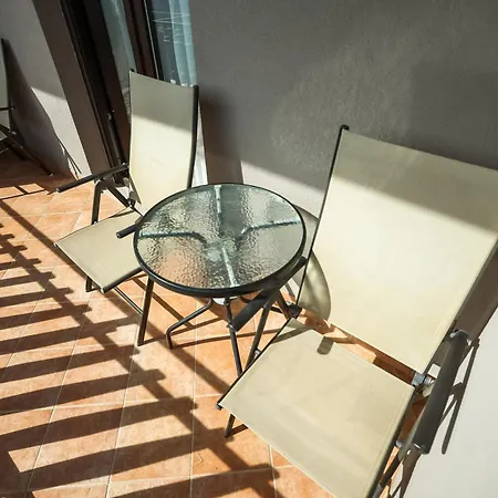 Appartement Pool Julia *