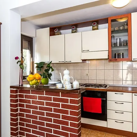 Διαμέρισμα Pool Julia Ζαντάρ