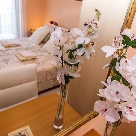 Διαμέρισμα Pool Julia