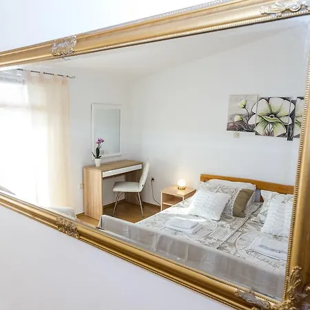 Pool Julia Διαμέρισμα