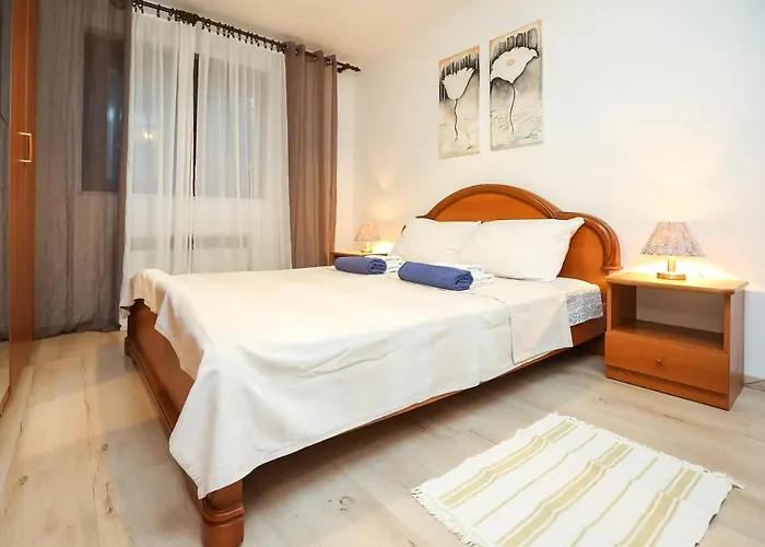 Pool Julia Apartmán Zadar